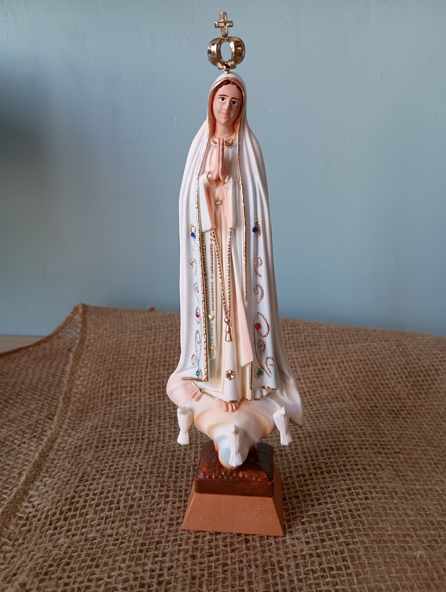 OUR LADY OF FATIMA PAINTED EYES 8"H