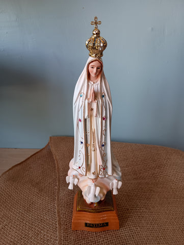 OUR LADY OF FATIMA WITH GLASS EYES 11"H