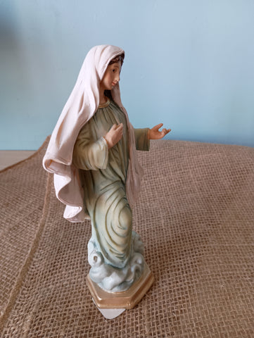 POLURESIN OUR LADY OF MEDJUGORJE STATUE 8"H