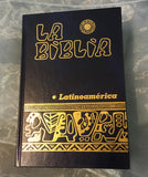 BIBLIA LATINOAMERICA - PASTA DURA - CON INDICE -TAMAÑO bolsillo COVERTOR DE PLASTICO